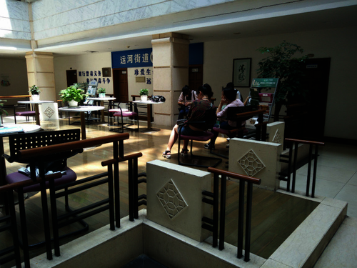 无码影片
 检甲护民小分队投稿 七月十日 成员休息讨论事宜