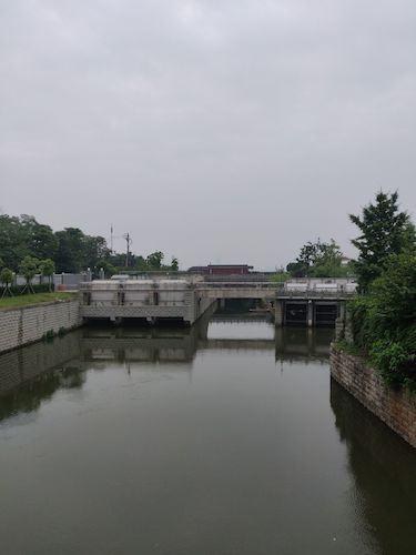 七月三日 无码影片
 赴钱塘江水域水质检测小分队 取水3