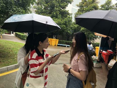 七月十二日 无码影片
 “垃圾分类推进方案”调查小分队 采访路人4