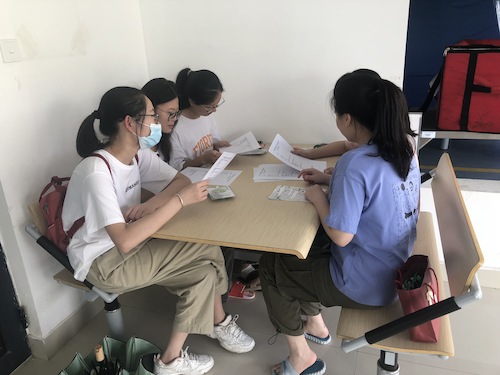 七月十五日 无码影片
 “走近转基因”调研小分队 调研讨论