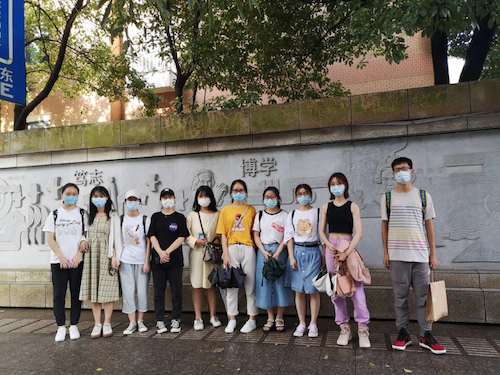 七月六日无码影片
赴杭州地区疫情防控调查及科普小分队合影