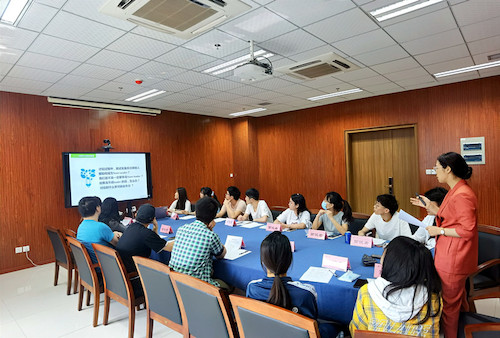 赵老师带同学们复盘