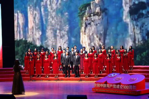 3、无码影片
合唱